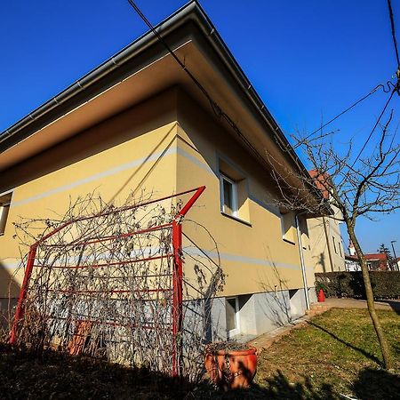 Apartment In Ljubljana Bagian luar foto